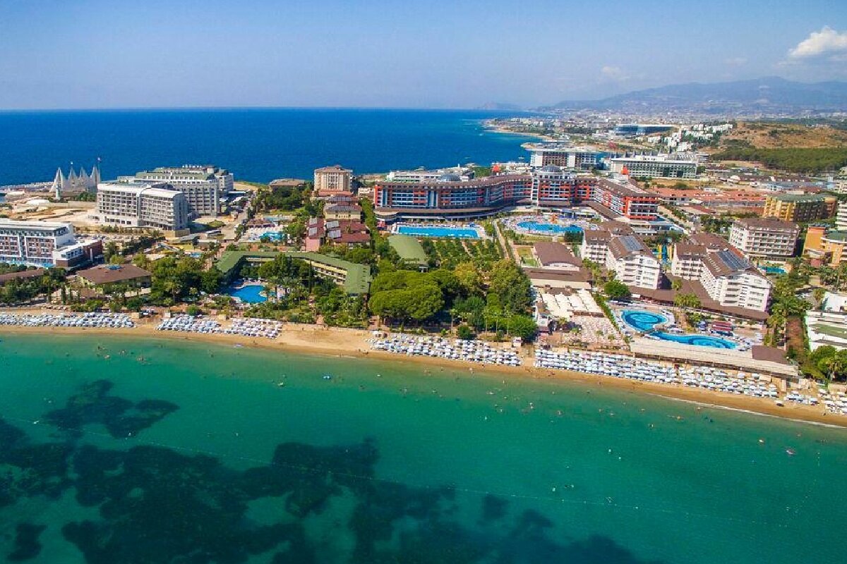 Пляж отеля Lonicera Resort & Spa 5 Алания Авсаллар Турция. 