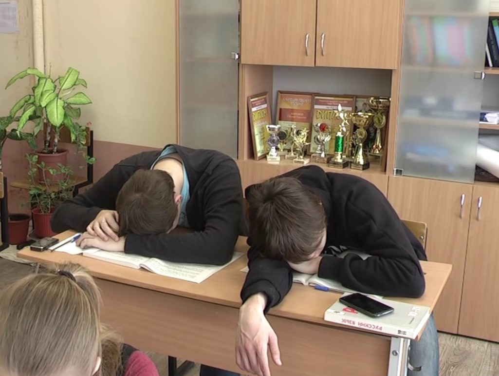 Меньше знаешь, крепче спишь.