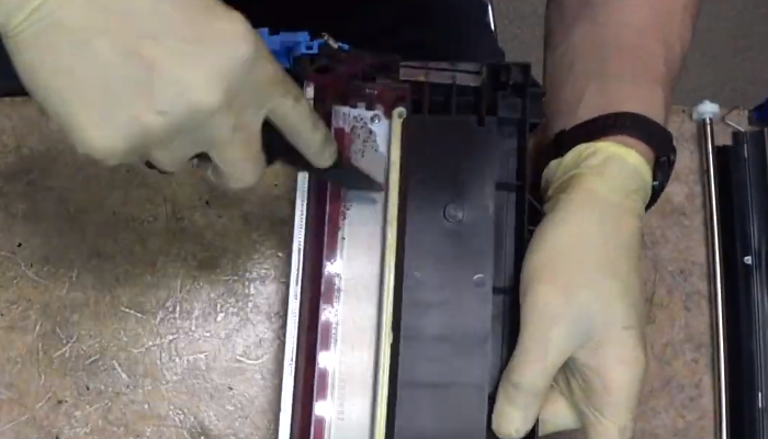 Фото 67. Ролик проявки в хорошем состоянии. Весь однородного цвета, без полос и вкраплений