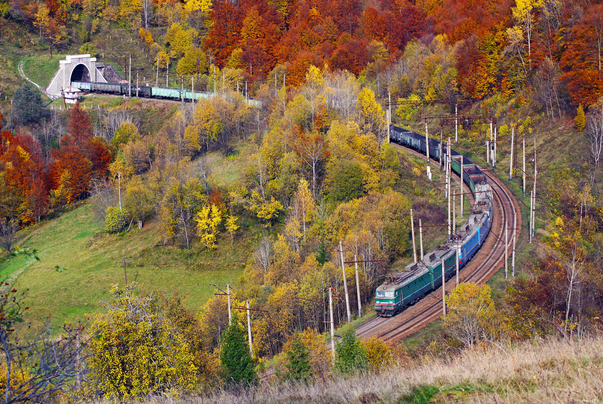 Фото из свободных интернет-источников - ДОРОГА В ОСЕНЬ