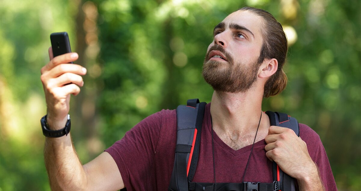 Новейший смартфон от Apple позволяет легко связаться со службой спасения, даже если у вас нет сигнала