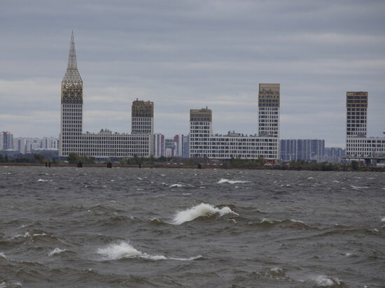     На Петербург идет циклон. Фото: Baltphoto/Валентин Егоршин