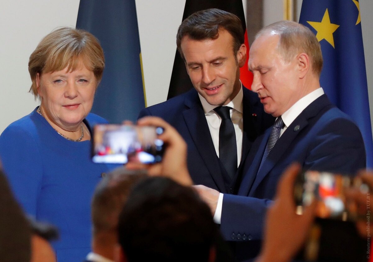 Меркель, Макрон, Путин. Фото из открытых источников.