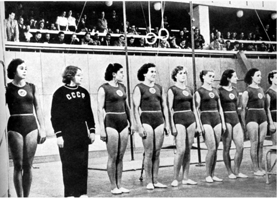 Советская олимпийская гимнастка. Спортивная гимнастика Хельсинки 1952. Олимпийские игры в Хельсинки 1952 СССР команда.