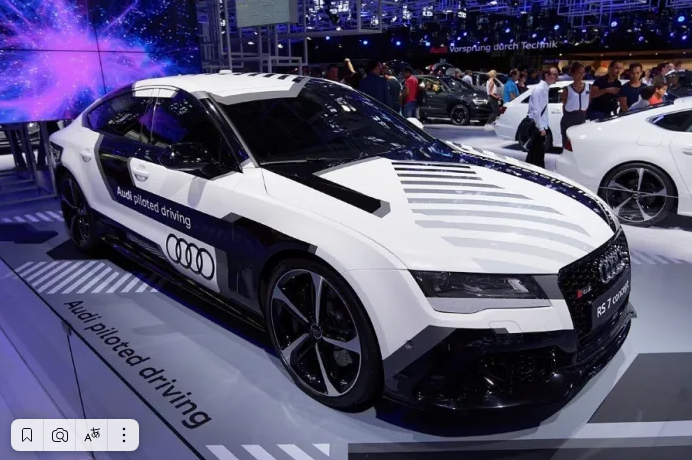 Беспилотный автомобиль Audi RS7 (Фото из интернета)