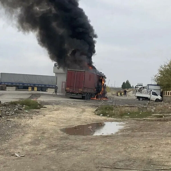 Последствия ракетного обстрела. Фото © Twitter / GaziantepTV