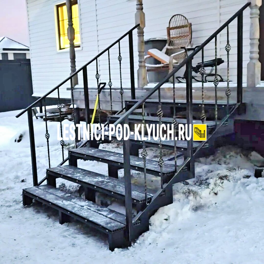 Принимаем звонки: пн-вс с 8:00 до 21:00 (8 499 490-72-90). Электронная почта: info@lestnici-pod-klyuch.ru