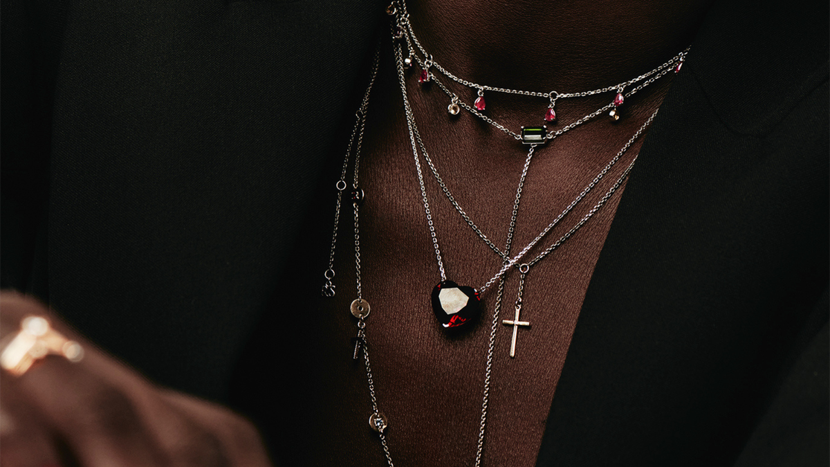 Колье из коллекции NIGHTSHADE