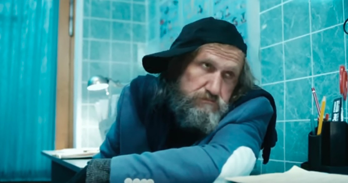     Владимир Ипатов в сериале "Интерны" кадр из фильма