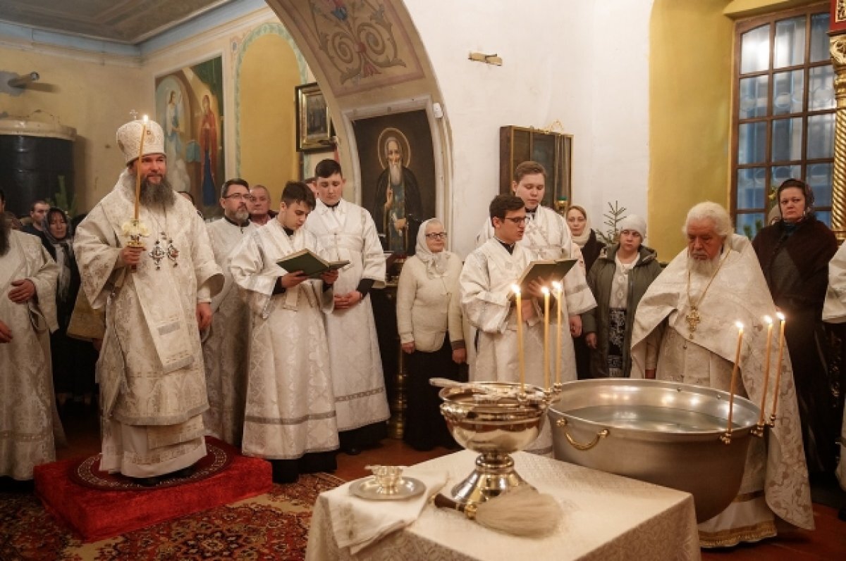    Бонус для выносливых. Уральский иерей о сути Крещения и окунании в купель