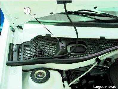 Рисунок 19-2 - Облицовка рамы ветрового окна правая: