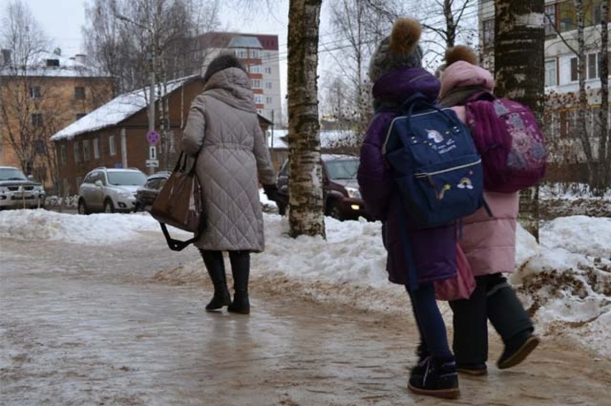    В Воронежской области продлили предупреждение о гололедице