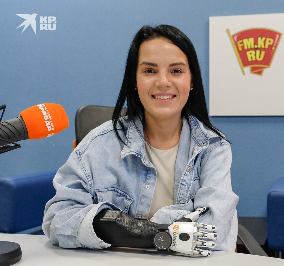     Свою историю Рита Грачева описала в книге «Счастлива без рук. Реальная история любви и зверства». Артем КИЛЬКИН