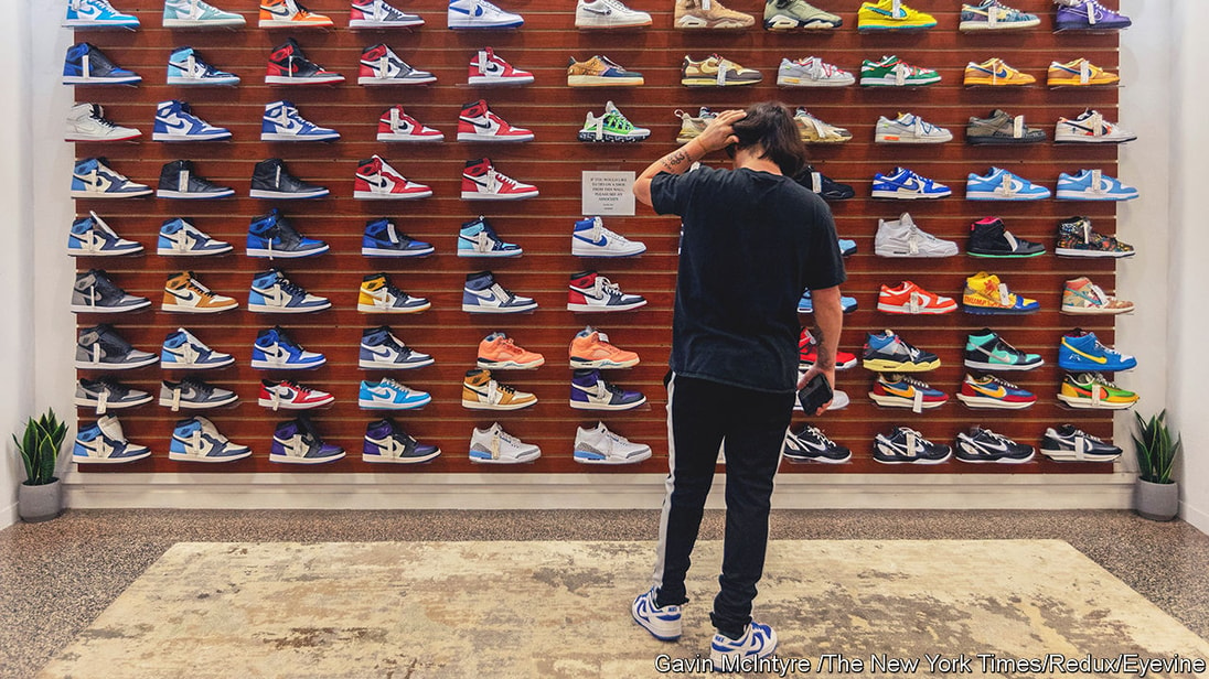 Как молодежь тратит деньги. Они проснулись, сломались и запутались. Предприниматели должны принять к сведению.