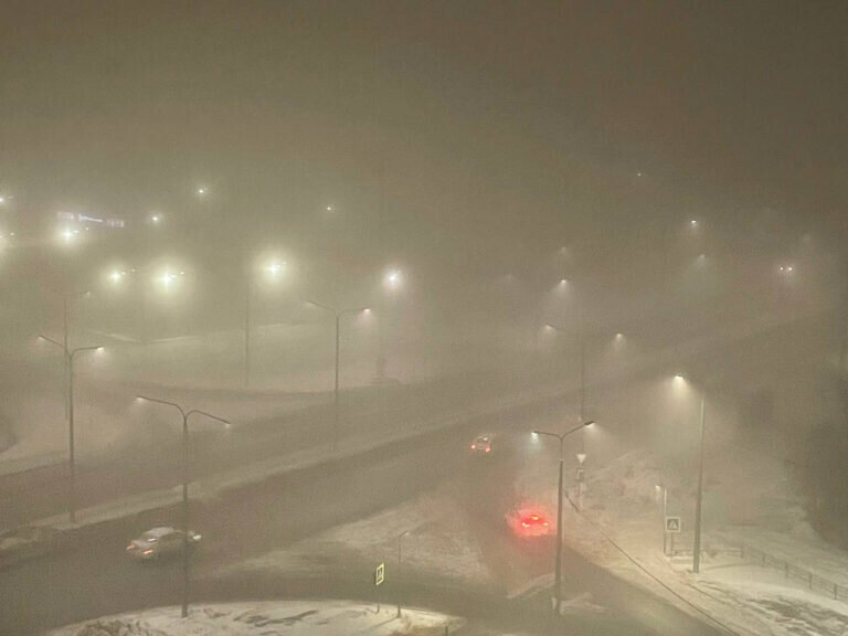    Утро вторника встречает жителей Оренбурга плотным и густым туманом Андрей Севостьянов