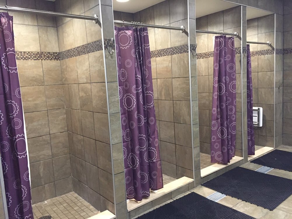 Долго думала над иллюстрацией к статье, кажется, это единственное, что пропустит цензура. ;) Яндекс.Картинки