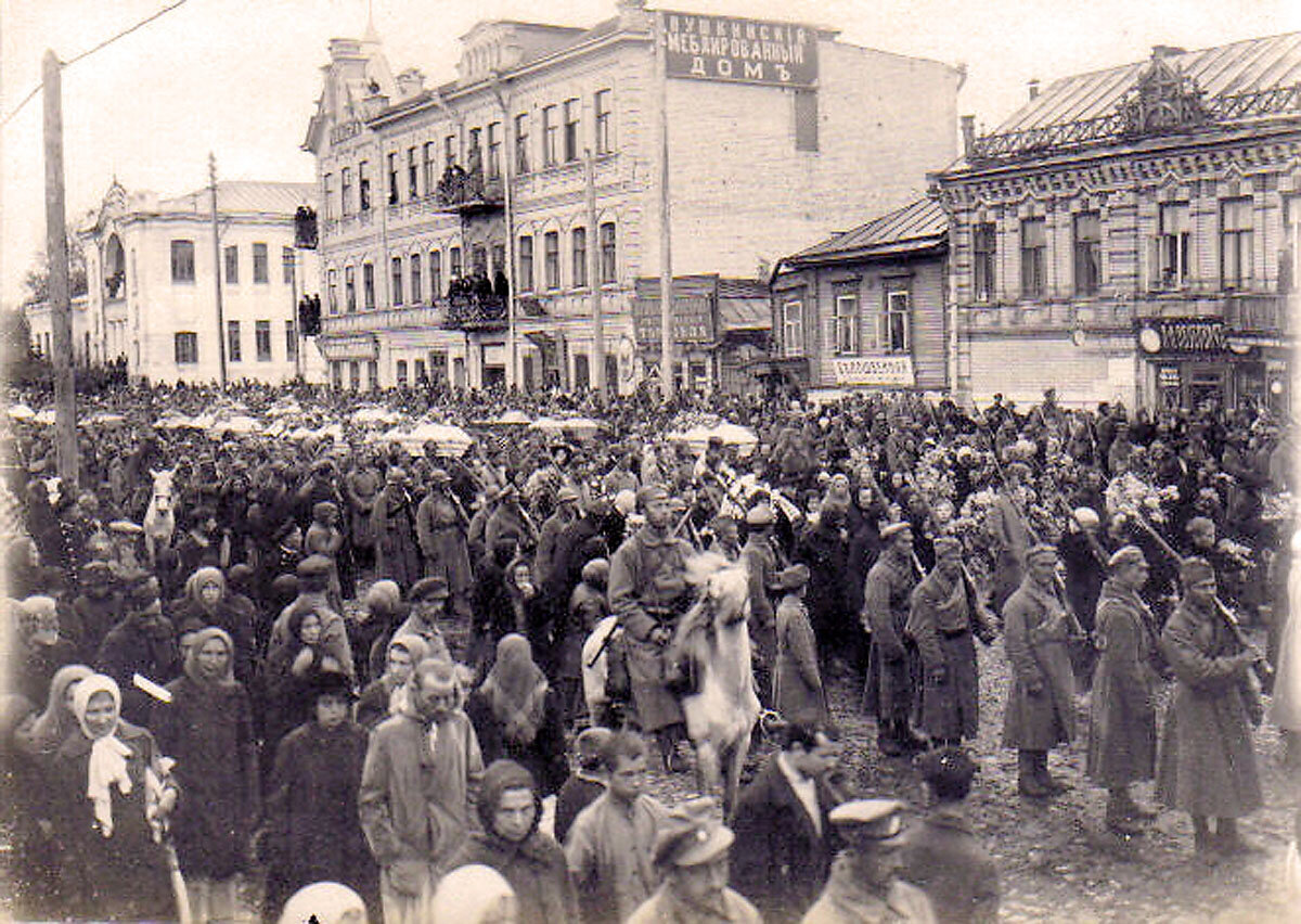 Город революций. КОМУЧ 1918 Самара. Самара в годы революции 1917 и гражданской войны. Самара 1917. Самара 1917 год.