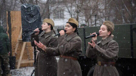     В Этнографическом комплексе «Кумжа» состоялась военно-историческая реконструкция, посвященная 80-й годовщине освобождения Ростова от фашистов, рассказал сити-менеджер Алексей Логвиненко.
