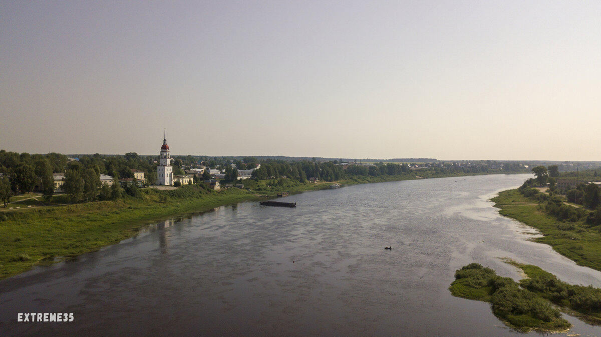 Вид на церковь Успения Пресвятой Богородицы