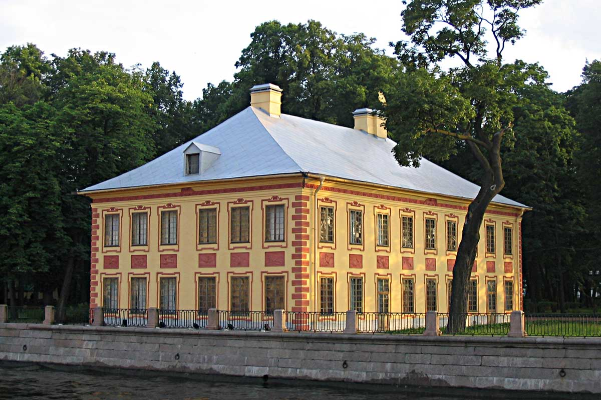 дом петра 1 в санкт петербурге