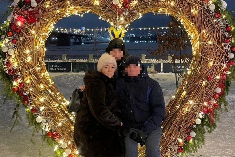     Жена военнослужащего на СВО Анастасия, ее дочь и муж. Фото: предоставлены Анастасией.