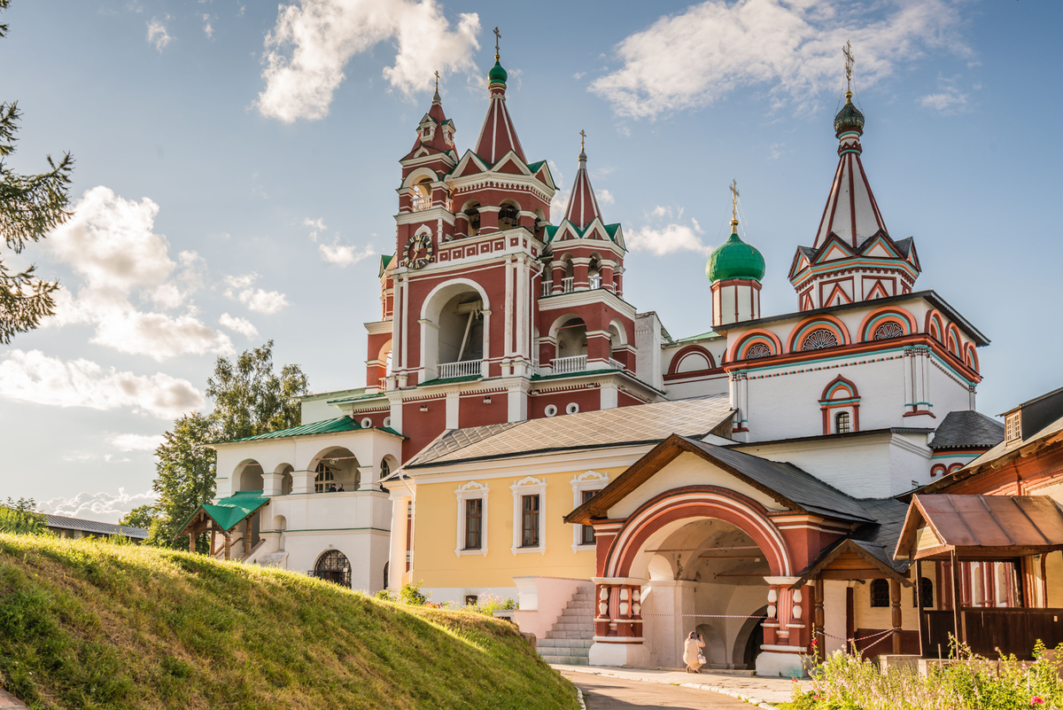 Подмосковные города. Савинно стврожевский монастырь. Звенигородский Саввино-Сторожевский монастырь. Савино строговецкий монастырь. Савва Сторожевский монастырь.