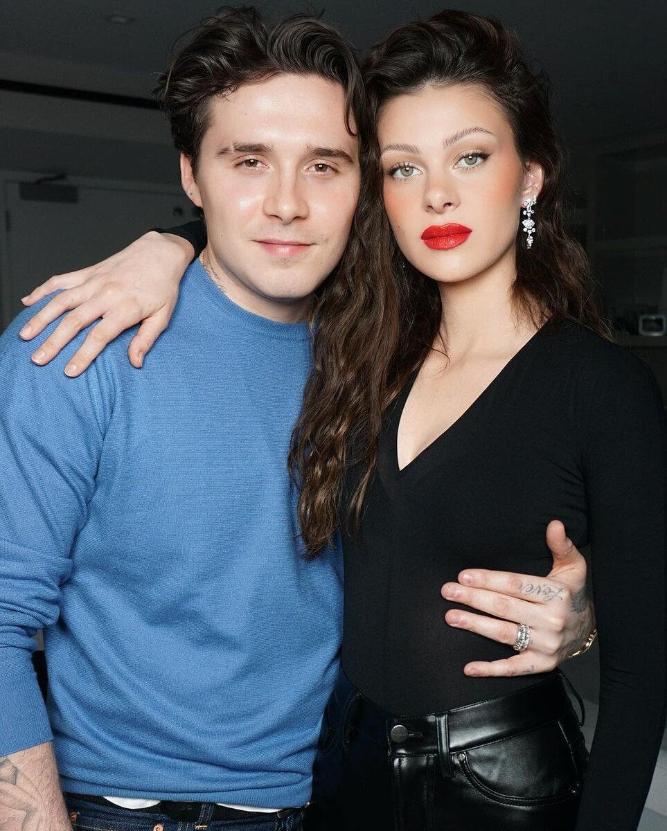     Бруклин и Никола Пельтц-Бекхэм