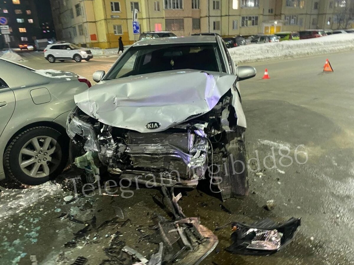    В Сургуте в автоаварии пострадала десятилетняя девочка