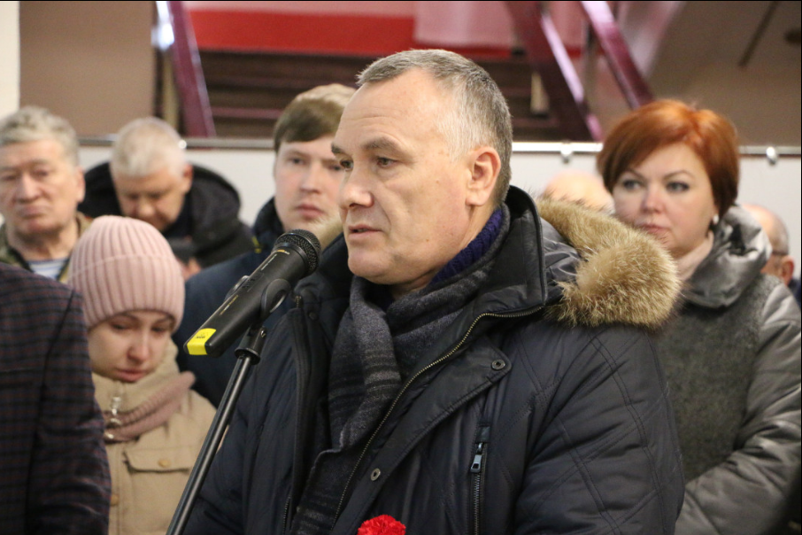    В Орске простились с ефрейтором Владимиром Колесниковым, погибшим в СВО Марина Шарт