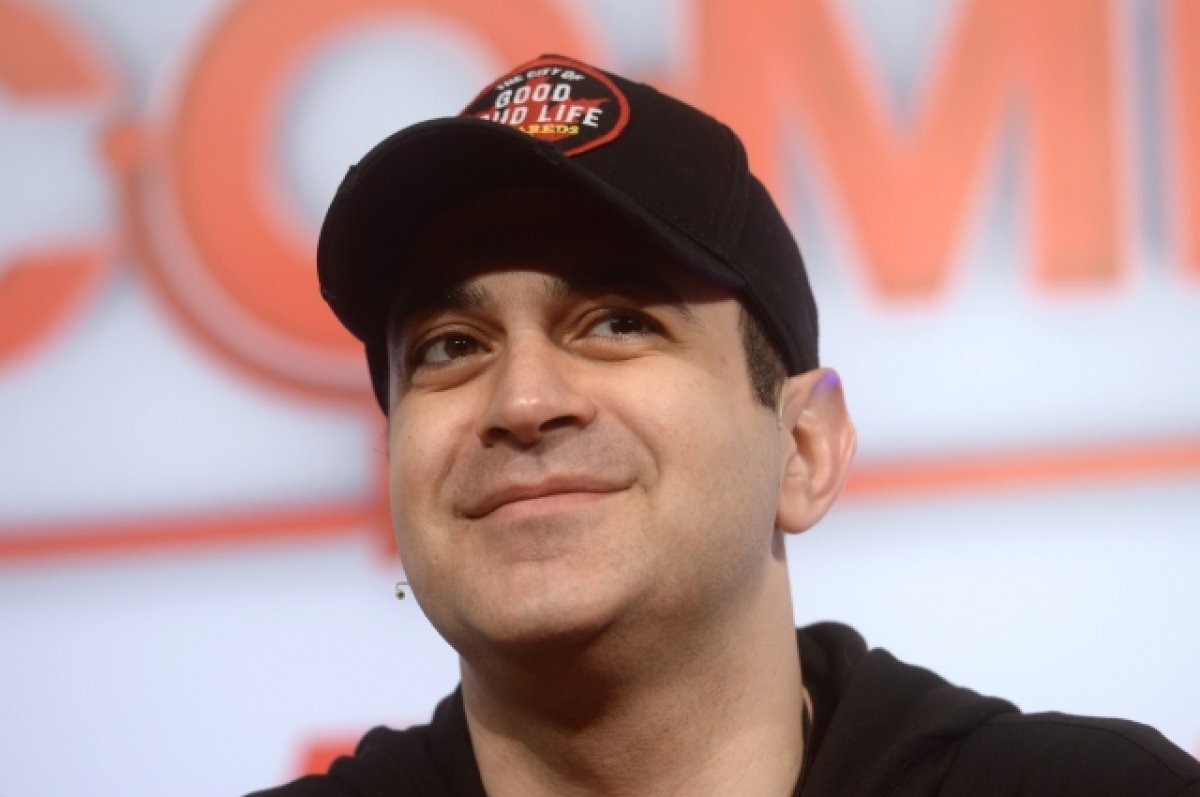    Гарик Мартиросян.