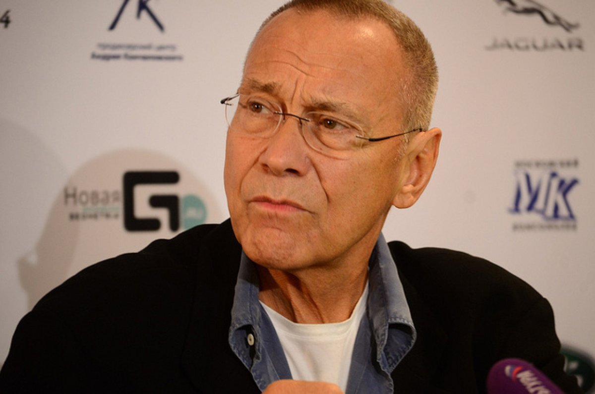    Кончаловский считает, что РФ могла предотвратить произошедшее с Украиной