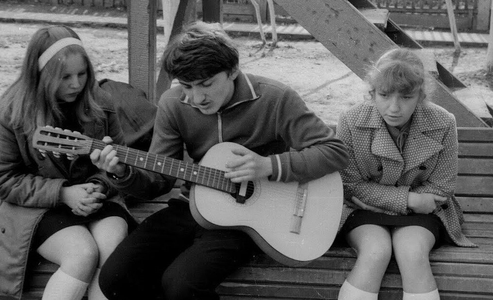 Выпускной бал. Посвящается 70 х. Детям 60 70 80 посвящается. Класс ссср школа. Посвящается 70 х.