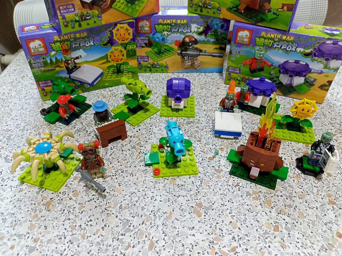 lego Plants vs.Zombies - Растения против зомби из лего