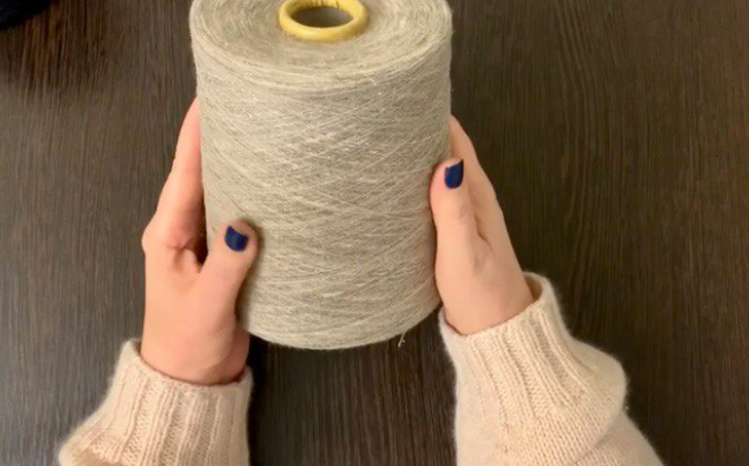 Люрекс камера не передает, жаль.