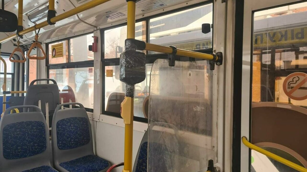     В пяти троллейбусах установят по два валидатора для оплаты проезда по безналичному расчету.