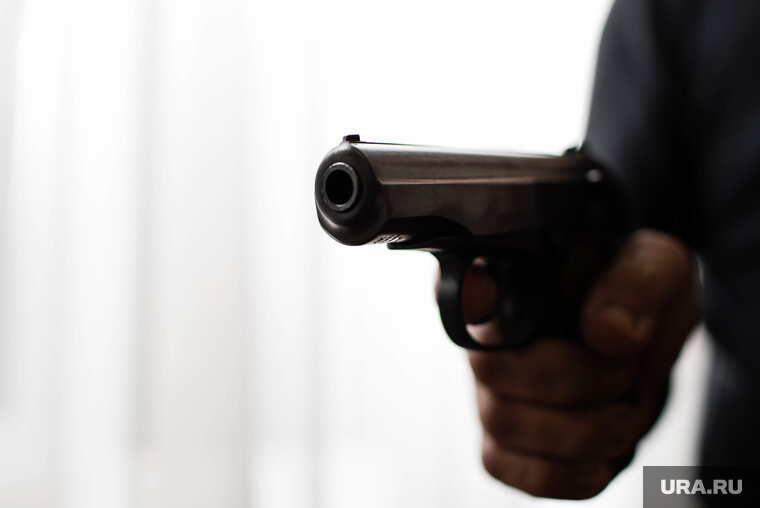    По версии силовиков, свердловчанин застрелил мужчину, чтобы забрать его машину