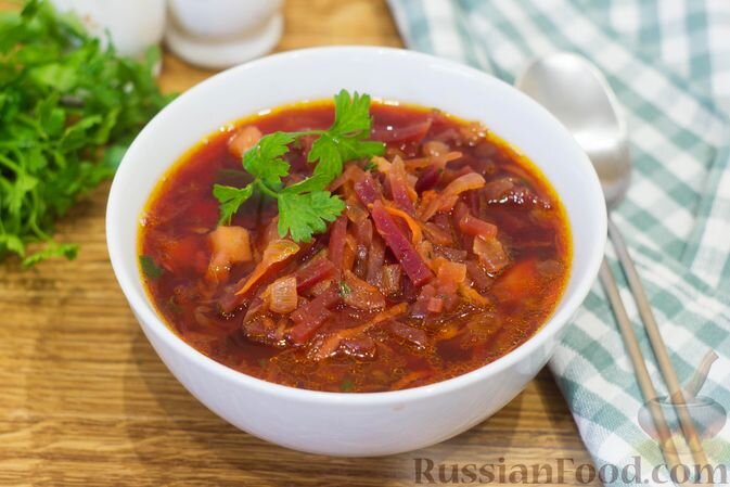 свёкла, чечевица зеленая, картофель, морковь, лук репчатый, лавровый лист, уксус столовый, соль, перец чёрный молотый, зелень петрушки, масло растительное