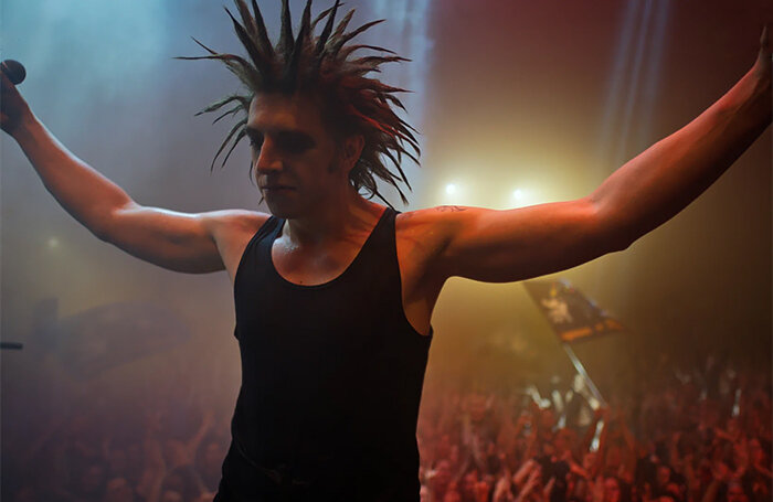    кадр из сериала