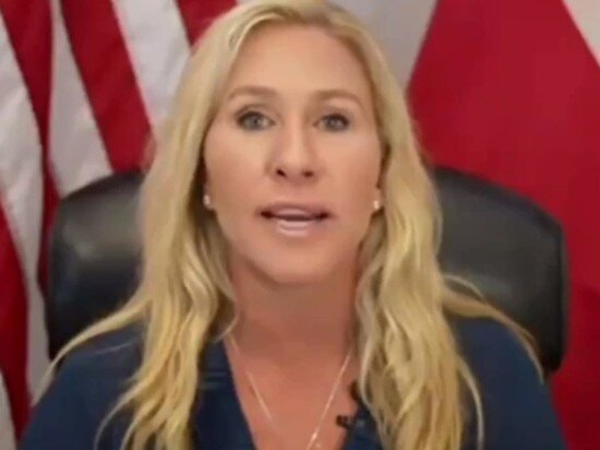     фото кадр из видео