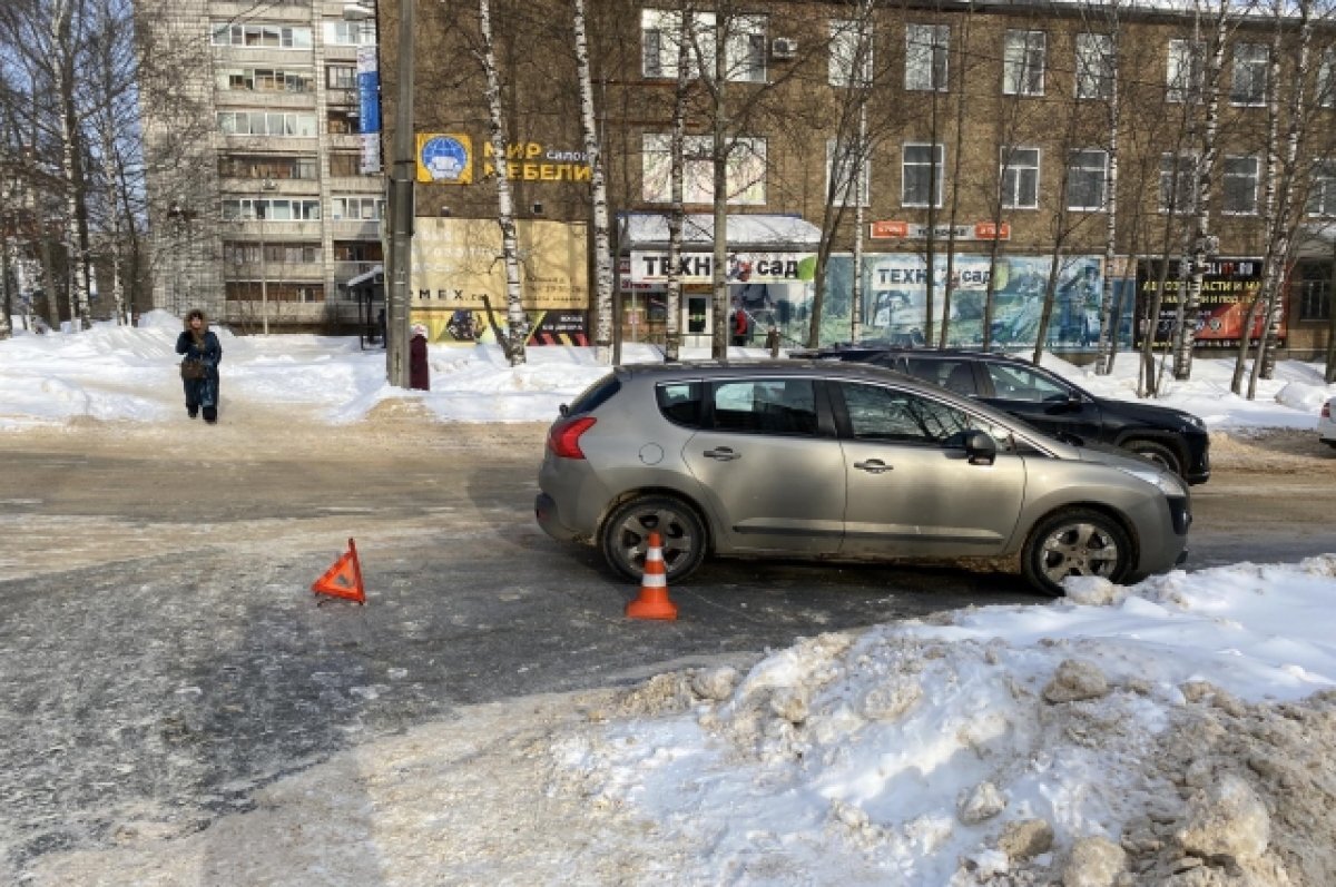    10-летний мальчик попал под колёса автомобиля Peugeot в Сыктывкаре