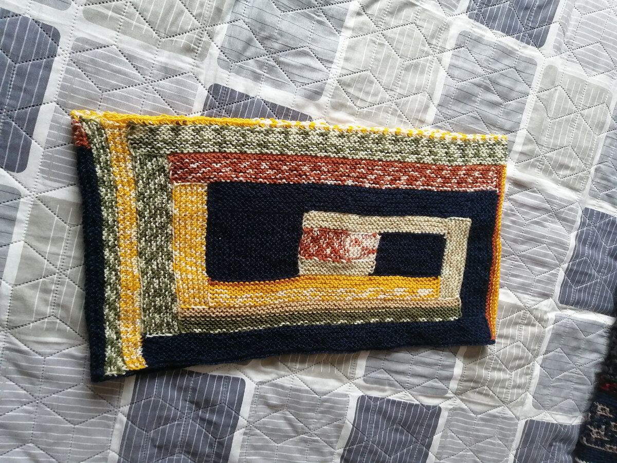 Длина сложенного пополам шарфа 56 см