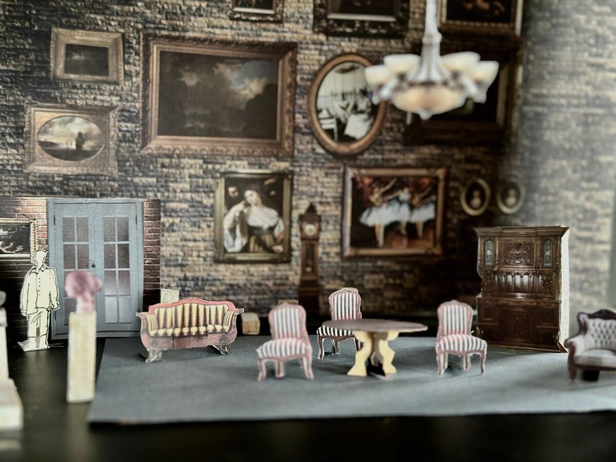 Эскиз декораций к комедии «Ретро» // Фото из группы ВКонтакте Севастопольского академического русского драматического театра имени Луначарского