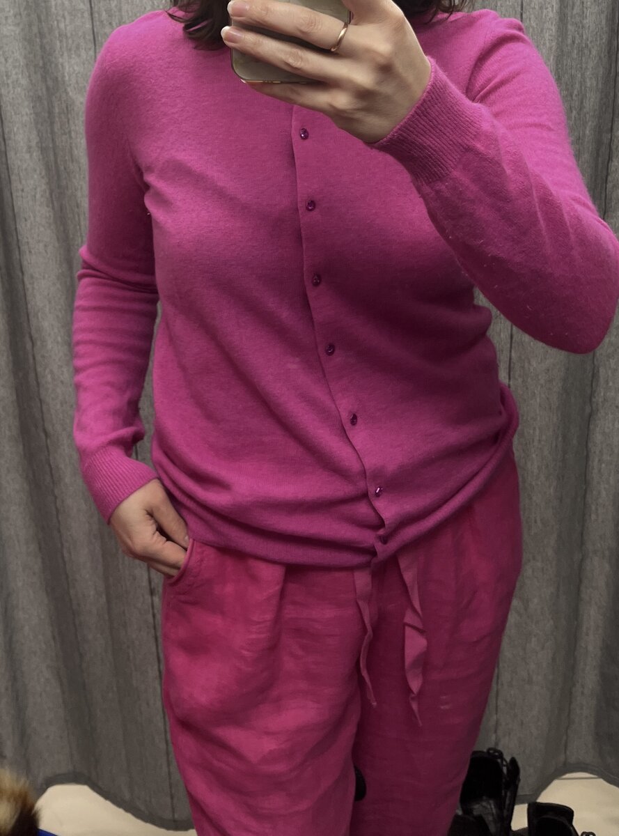 Комплект из кардигана и льняных брюк