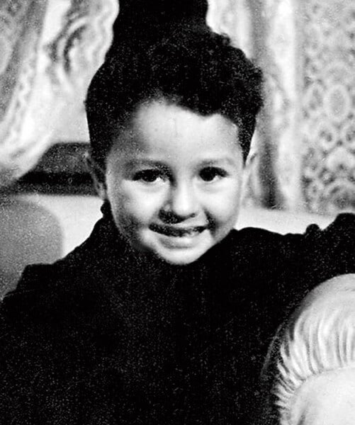 Леонид в детстве