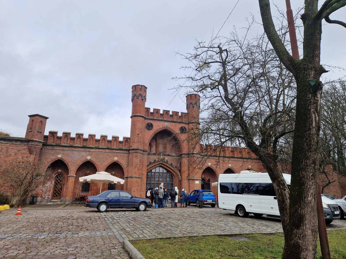 Росгартенские ворота. 