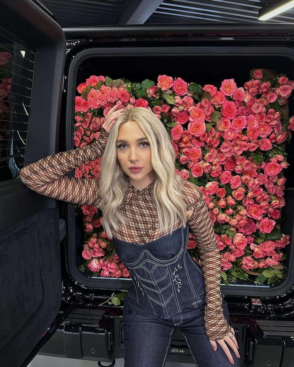 лучше смеяться в порше чем метро плакать