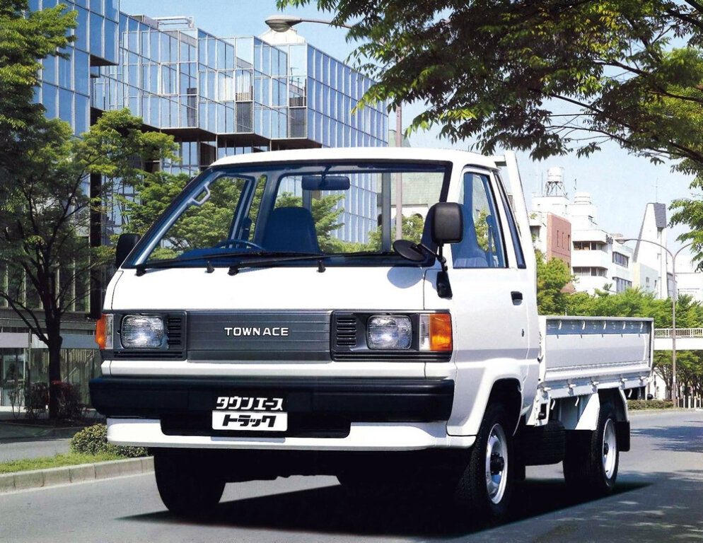 Таун айс трак. Toyota Town Ace Truck 1986. Toyota Town Ace Truck. Toyota Lite Ace Truck 4wd. Toyota Town Ace Truck 4wd