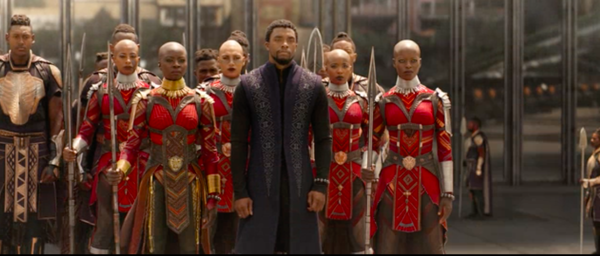 Черная пантера вместе с женщинами-воинами Ваканды перед встречей со Мстителями. 
«Мстители: война бесконечности», 2018 г. Режиссеры: Джо и Энтони Руссо
