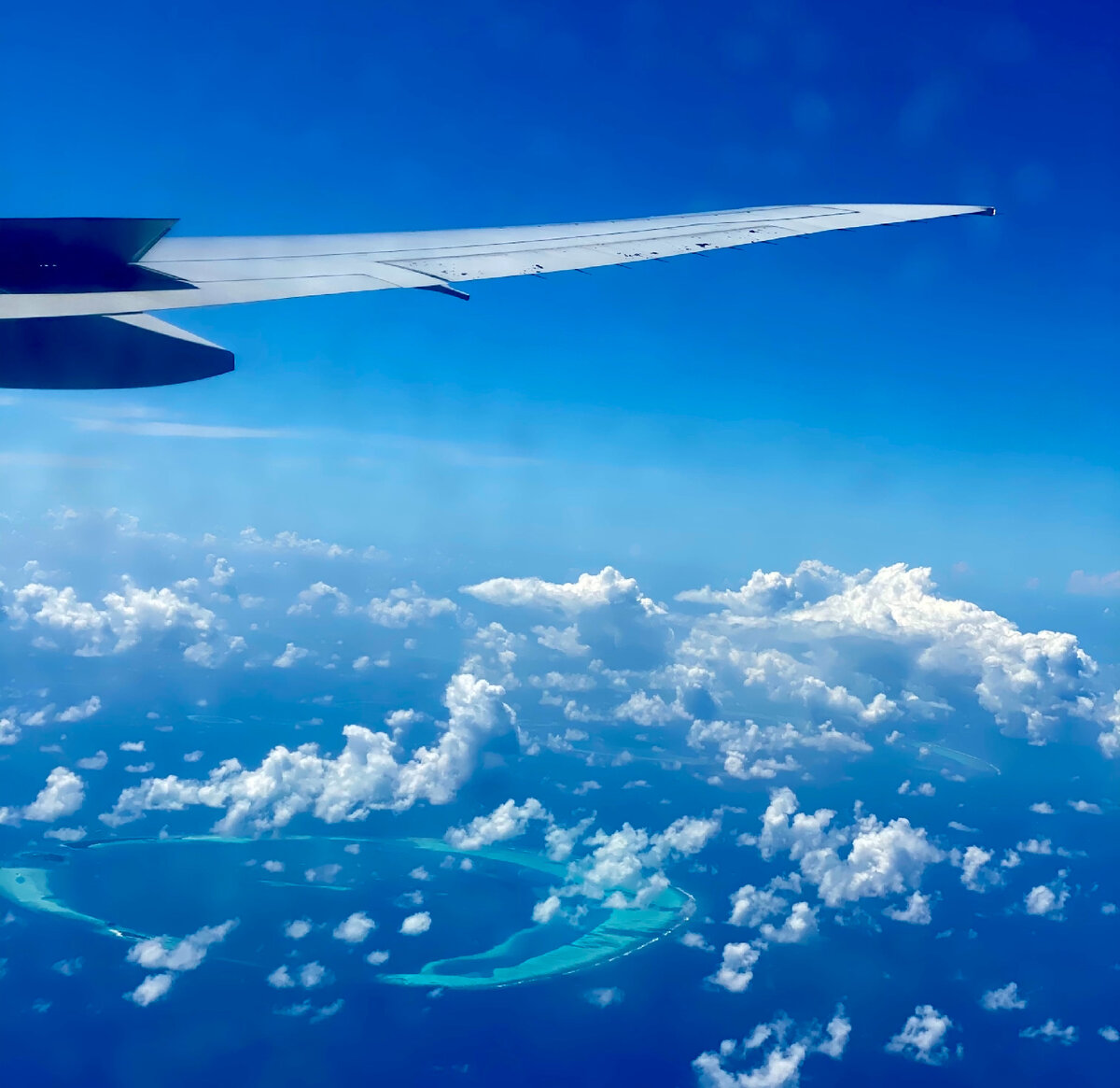 В небе над Мальдивами