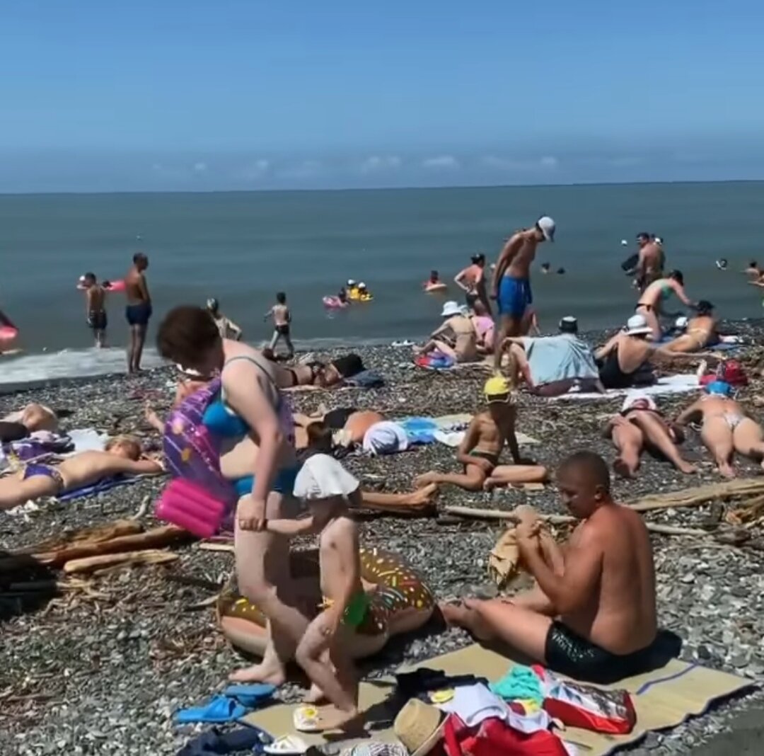 Городской пляж Адлера